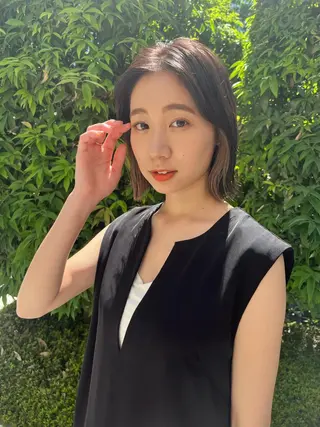 ショート カラー ミルクティーベージュ ブリーチ 店長 清水のヘアスタイル