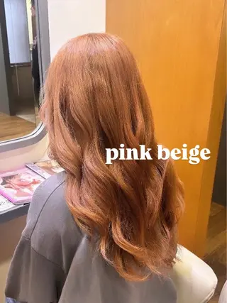 ロング カラー 小島 千夏のヘアスタイル