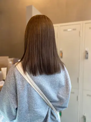 ミディアム 徳重 美香のヘアスタイル