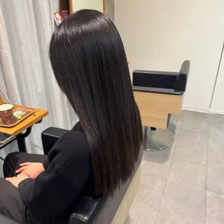 ロング 千木良 萌々のヘアスタイル