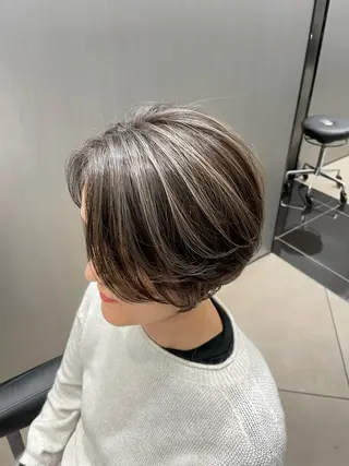 ショート カラー 松尾 祐輝のヘアスタイル