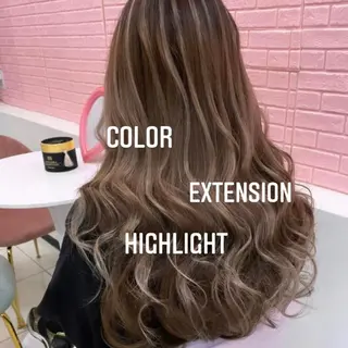 ロング カラー エクステ🩵ブリーチ 韓国ヘア🩵KAEのヘアスタイル