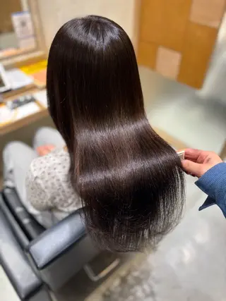 ロング 透明感グレージュ/ 縮毛矯正/静岡のヘアスタイル