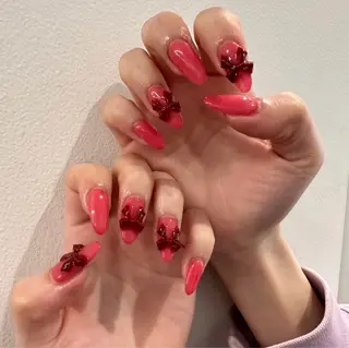 ネイル SAKURA 🌸🎀のネイルデザイン