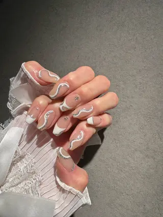 ネイル I-nailロング /ワンホン/キラキラのネイルデザイン