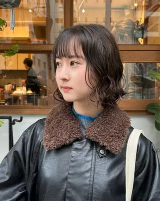 ショート パーマ ENIF ツキのヘアスタイル