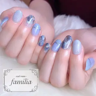 ネイル -nailroom- familiaのネイルデザイン