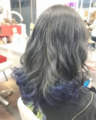 ロング カラー 岩谷/ブリーチ 🪽透明感カラーのヘアスタイル