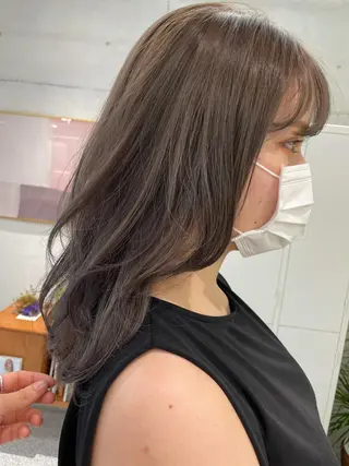 カラー 遠藤 眞実のヘアスタイル