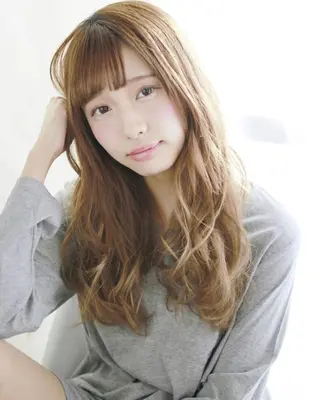 ロング カラー パーマ 山田 博仁のヘアスタイル