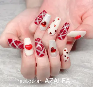 ネイル R inのネイルデザイン