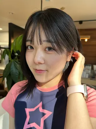 セミロング ながの みさきのヘアスタイル