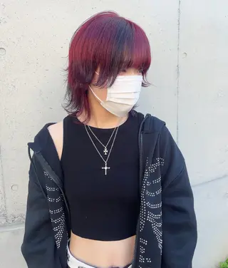 ショート カラー 透明感ハイトーン🦄 キラ🌈のヘアスタイル
