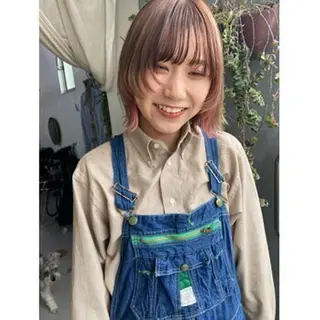 ショート カラー qiie ワンカラー 黒染め　白髪染めのヘアスタイル