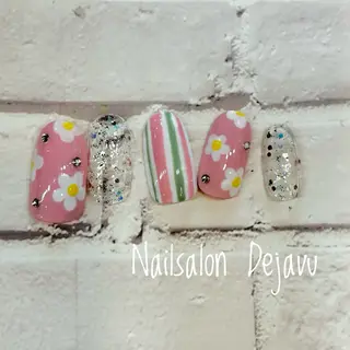 ネイル Nailsalon Dejavuのネイルデザイン