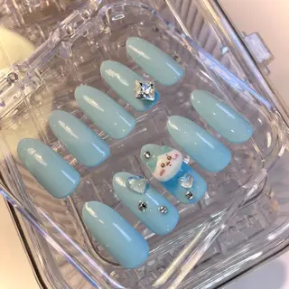 ネイル PRIVÉ 白金所属・PRIVÉ 白金🫧 ツヤ感ちゅるんネイルのネイルデザイン