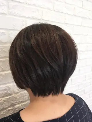 ショート 傷んだ髪をサラサラに 曲がる縮毛矯正◎高岡のヘアスタイル
