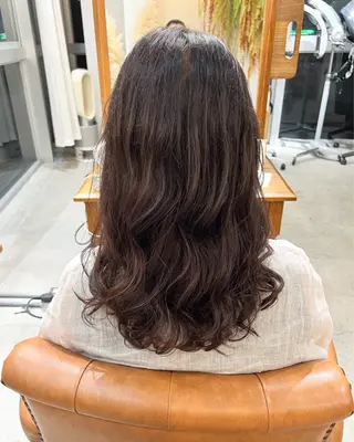 セミロング エトウリクシ パーマ美容師のヘアスタイル