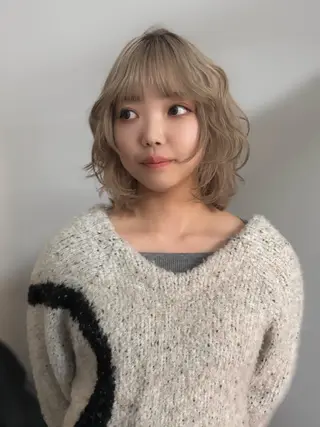 ミディアム ムラ修正ブリーチ 山田眞之介のヘアスタイル