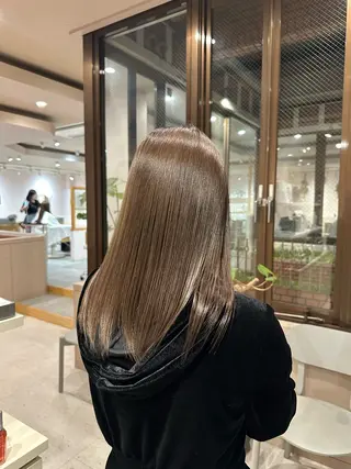 カラー 芝智也/ ブリーチカラーのヘアスタイル