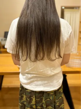 ロング カラー 中野 遥のヘアスタイル