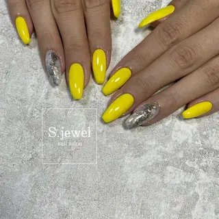 ネイル S. JEWELのネイルデザイン