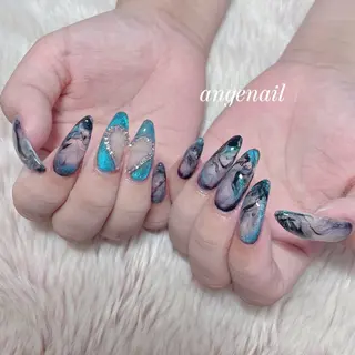 ネイル オーナーネイリスト MAKIのネイルデザイン