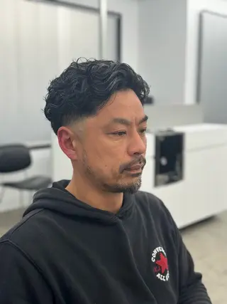 パーマ メンズ BARBER SHOJI所属・石塚 ケンジのヘアスタイル