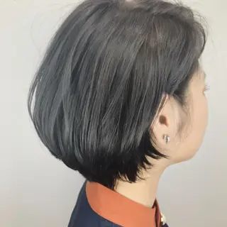 ショート カラー 上田 篤史のヘアスタイル