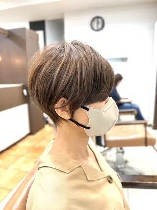 ショート カラー 藤田 祥平のヘアスタイル