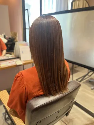 カラー 西原 愛紗のヘアスタイル