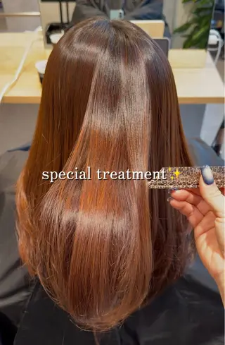 ロング Hiiro/海外ヘア /レイヤーカットのヘアスタイル