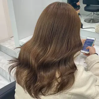 ロング カラー ヘアアレンジ 🫧モテる💗ダメー ジレスハイトーン🫧のヘアスタイル