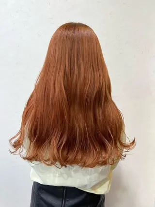 ロング カラー mana .のヘアスタイル