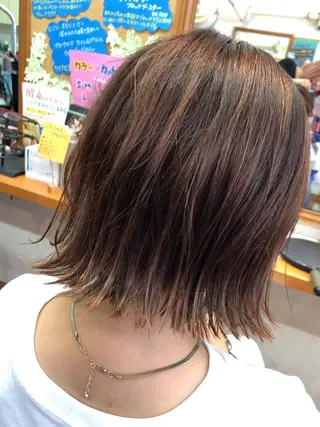 ショート カラー YAP！HAIR トコツメアヤノのヘアスタイル