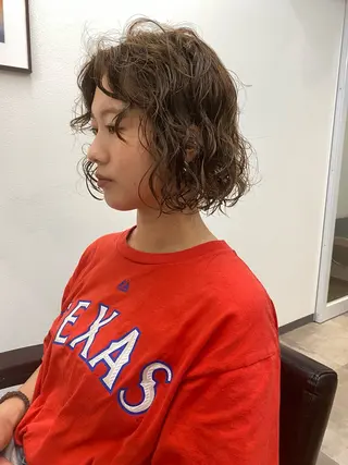 ミディアム パーマ 似合わせカラーパーマ 🌿kitin米川のヘアスタイル