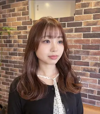 カラー セミロング AROMA awanoのヘアスタイル