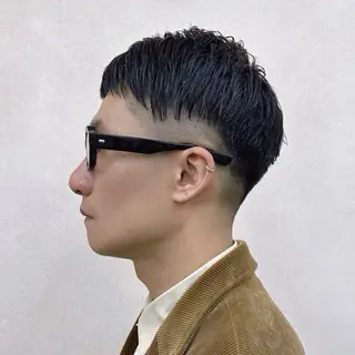 ショート メンズ メンズパーマ🔵 ブリーチ✨原田慎也のヘアスタイル