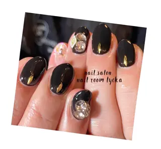 ネイル ﾈｲﾙﾙｰﾑﾘｯｶ 𝐦𝐚𝐲𝐮のネイルデザイン