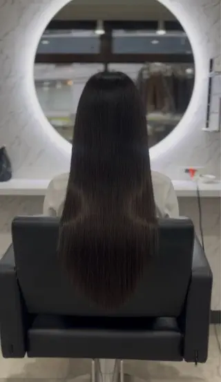 ロング ララモアナ naru.のヘアスタイル