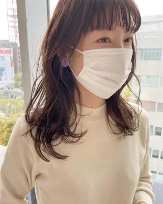 ミディアム カラー パーマ 小田 莉加子のヘアスタイル
