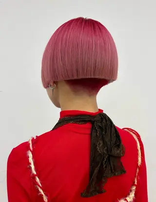 ショート まるやま ひなこ/艶髪カラーのヘアスタイル