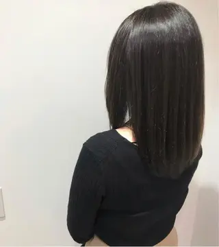 セミロング カラー ヘアアレンジ 福壽 優奈のヘアスタイル