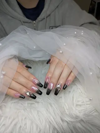 ネイル Queen Nail 柏店　クイーンネイルのネイルデザイン