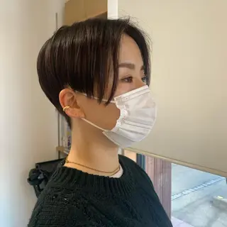 ショート コウノス マサコのヘアスタイル