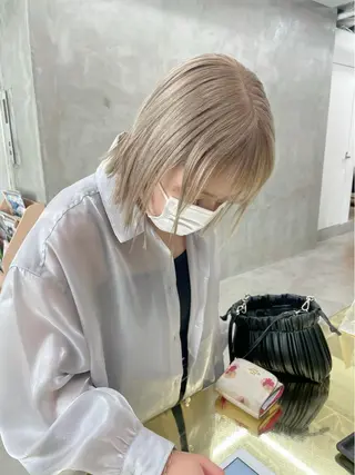 ショート カラー レイヤーカット 🪩yurikaのヘアスタイル