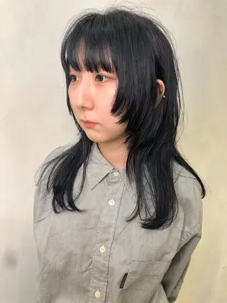 ミディアム カラー ブリーチ😼 ボブ✍️レイヤーのヘアスタイル