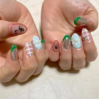ネイル NAILSALON RandU...のネイルデザイン