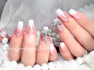 ネイル ✨Nailsalon Vi+✨のネイルデザイン