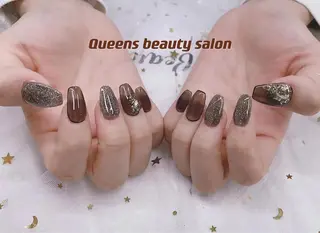 ネイル Queens みなみのネイルデザイン